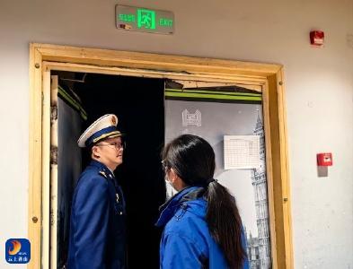 通山县消防救援大队联合县住建局开展高层建筑火灾隐患排查整治工作