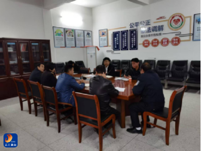 通山县洪港镇人大代表与省际村民搞跨省协作办好惠民事