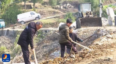 冬闲时节兴水利 修堤筑堰惠民生 通山县大路乡打响冬季兴修水利攻坚战