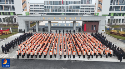 【民声里的幸福答卷】V视丨从“借巢育凤”到“振翅新巢” 通山县迎宾路中学正式启用！