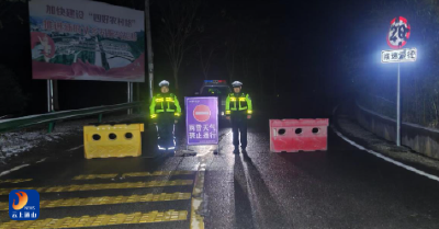 南林桥镇：风雪中的坚守 守护辖区平安畅通  