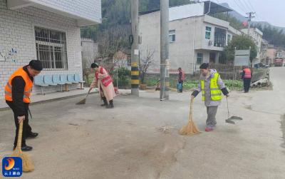 【清洁家园在行动】厦铺镇：党建引领聚合力 人居环境焕新颜