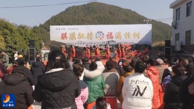 V视丨荆楚“红色文艺轻骑兵”走进柏树村