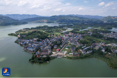 通山：山城蝶变满目新 和美乡村入画来