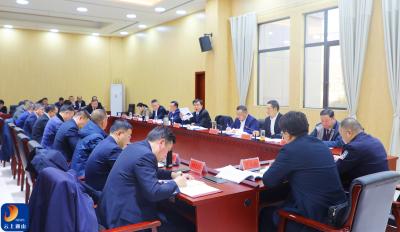 吴涛主持召开全县群众身边不正之风和腐败问题集中整治工作会：坚决打好攻坚决战 持续深化整治成效