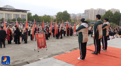 V视丨通山一中举行2026届高三百日冲刺暨成人礼活动