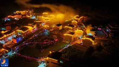 新春走基层 ㉞丨一条板凳龙，舞出千年古村精气神