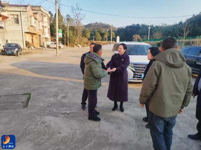 县领导到厦铺镇开展春节前走访慰问活动