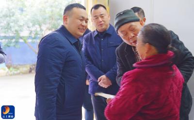 王功辉开展春节前走访慰问时强调：始终牢记“国之大者” 保障群众温暖过冬安心过节