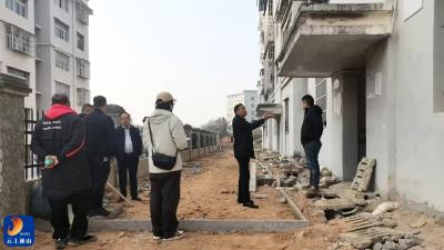 县住建局：山城焕新颜 环境更宜居  