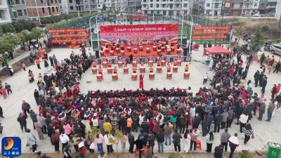 【新春走基层⑲】V视丨滨湖燕厦年货节“火”了集市“暖”了乡情