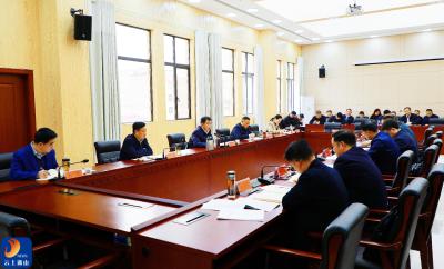 吴涛主持召开县委常委会会议  以务实举措推动各项部署在通山落地见效