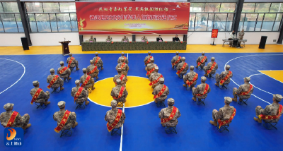 V视丨春雨润兵心 家国情更浓  通山县2026年春季新兵启程奔赴军营