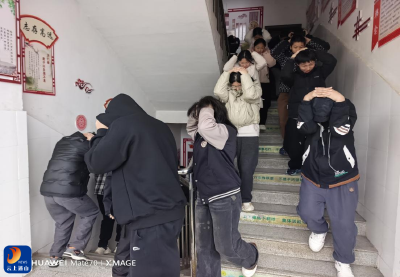 筑牢安全防线 守护校园平安——慈口中学开展防震减灾应急演练活动