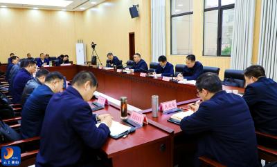 V视丨王功辉主持召开县安委会2026年第三次全体会议：时刻绷紧安全之弦 精准防控风险隐患  以高水平安全护航高质量发展