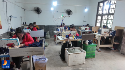 【民声里的幸福答卷】V视丨燕厦乡甘港村：车间开到家门口“织”出稳稳的幸福