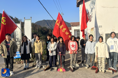 通山县慈口中学开展学雷锋志愿服务活动