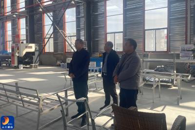 县人社局：深入园区精准调研  靶向服务企业用工