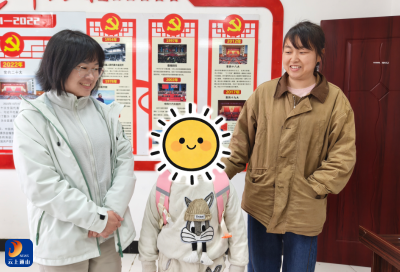 爱心妈妈暖童心 物资帮扶润成长——黄沙铺镇开展“爱心妈妈”帮扶物资发放活动