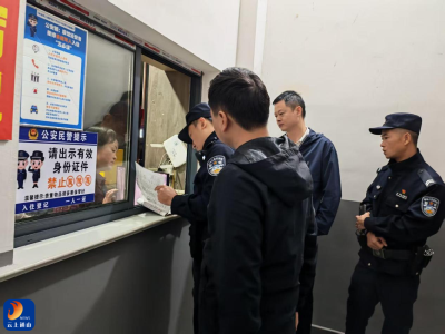 黄沙铺镇：多部门联动开展“护苗行动”夜间专项巡查 筑牢未成年人安全防线