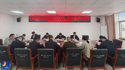 闯王镇党委会专题研究教育领域重点工作