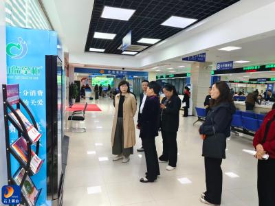 信阳市残联来通山考察学习“临掌柜”助残就业项目