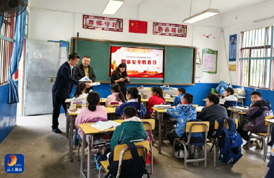 黄沙铺镇：开展全民国家安全教育系列宣传活动