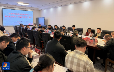 洪港镇：深夜出击 “护苗”行动护花开  