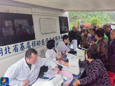 黄沙铺镇：情系乡村百姓 守护健康晚年