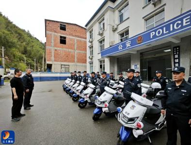 通山厦铺派出所：17辆新“战骑”跑出治安“加速度”