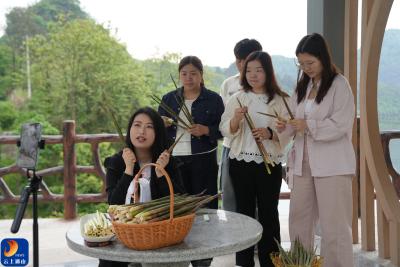 通山：直播“练兵” 拓宽妇女增收路