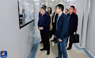 王功辉率队赴江西开展电子信息产业精准招商活动 共谋产业合作新篇章