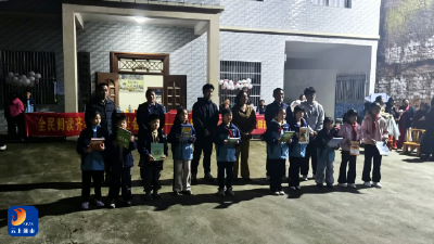 洪港镇茅田河村：书香润童心 阅读伴成长 