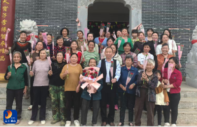 洪港镇贾家源村：一束鲜花敬慈母 文明新风润心田