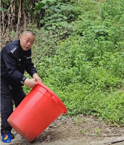 偶遇 “白衣精灵”，通山警民携手助白鹇重返自然