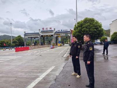【假期我在岗】通山县农业综合执法大队：开展违法违规调运生猪行为专项行动