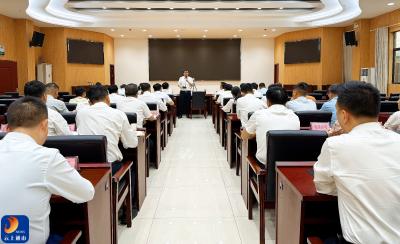 V视丨全市防汛抗旱视频会议结束后 我县立即召开续会 以战时状态抓实抓细防汛各项工作