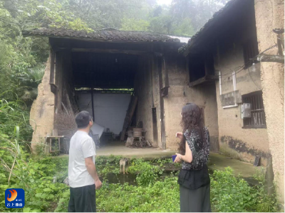 厦铺镇：拉网排查不漏一户筑牢汛期安居防线