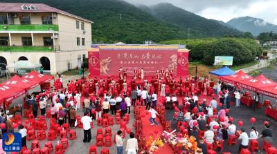 通山：枇杷满山作证 520集体婚礼引领新风尚