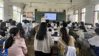 黄沙铺镇中学：共研备考策略 聚力中考攻坚