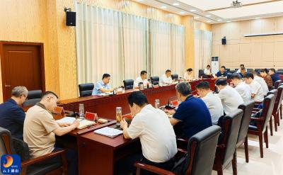 吴涛主持召开县委理论学习中心组学习暨“为民造福”学习研讨会议