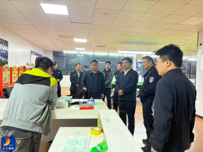  护航中考·净化环境  ——洪港镇开展文化市场专项整治为学子护航