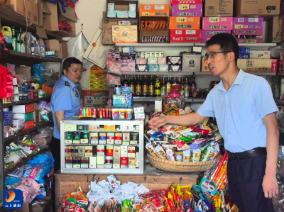 提早安排 净化环境——闯王镇开展中高考前校园周边文化市场和食品安全专项普法检查