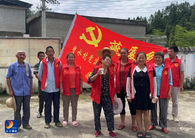 燕厦乡碧水村：以评促改抓实汛后清洁 常态保洁擦亮乡村底色   