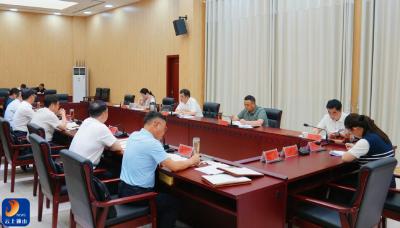 吴涛主持召开县委常委会会议