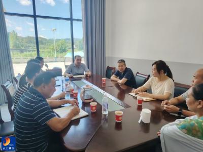 县人社局深入包保村督导防汛防台风工作