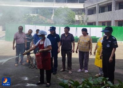 县消防救援局：联合民政局“送教上门” 实操实训守护“夕阳红”