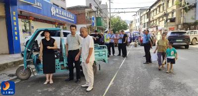 黄沙铺镇：迅速拆危除隐患 筑牢防线保民安