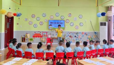 应城市实验幼儿园：童言童语   共享书香