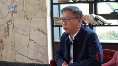 《应城人》特别节目--校友回归 智兴蒲阳。鲁周超，应城市东马坊街道李台村人，华中科技大学附属中学校长